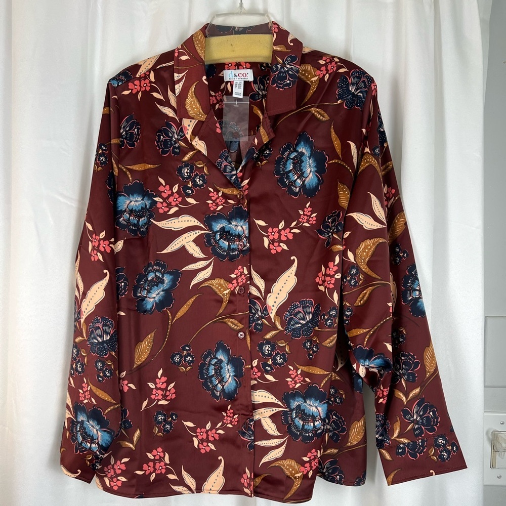 D&Co. Denim Company Chocolate Brown Flower Blouse